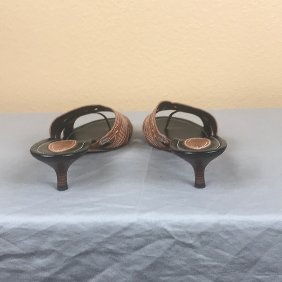 Cole Haan Resort Tahiti. Thong Saddle Tan Heels - Picture 5 of 5